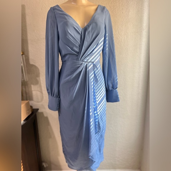 Sheath/Column V-Neck Tea-Length Chiffon Cocktail Dress With Cascading Ruffles - Picture 10 of 10